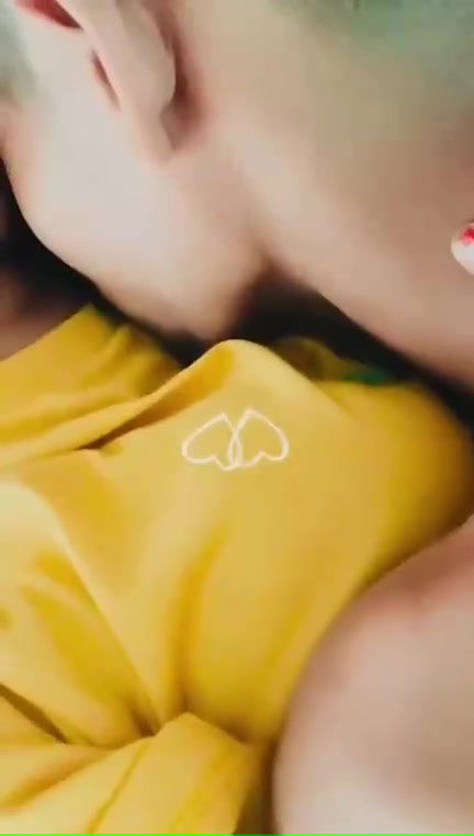 Horny GF Enjoying With Boyfriend