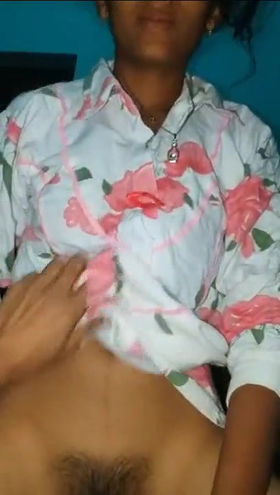 Desi hot bahbhi with hairy pussy riding
