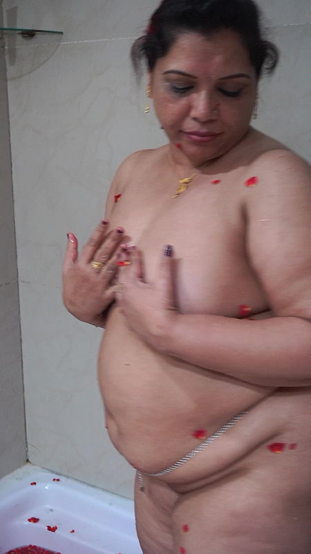 Youtube r Mou official and nude – 100