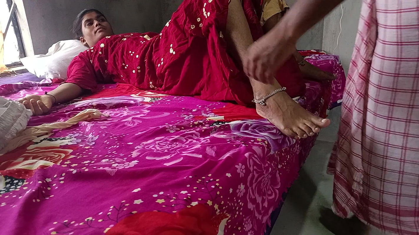 Deshi Bhabhi and his husband newly sex