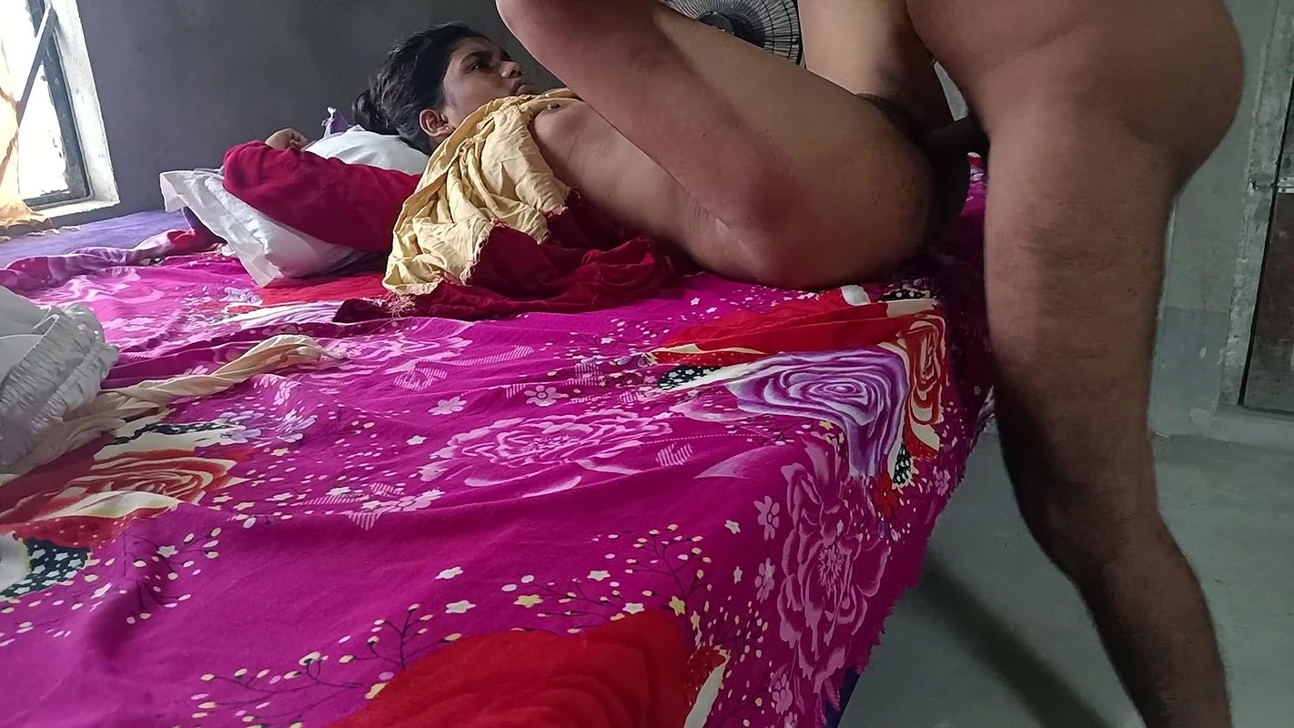 Deshi Bhabhi and his husband newly sex
