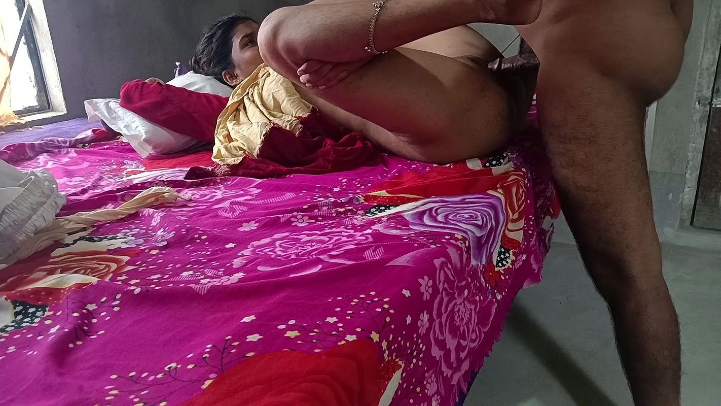 Deshi Bhabhi and his husband newly sex