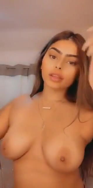 Desi Model this time ful nude boob n pussy show