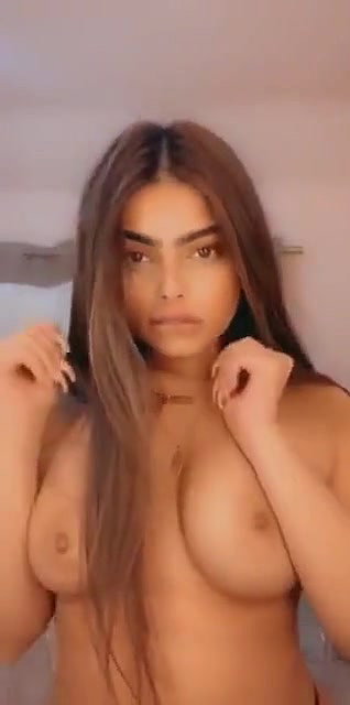 Desi Model this time ful nude boob n pussy show