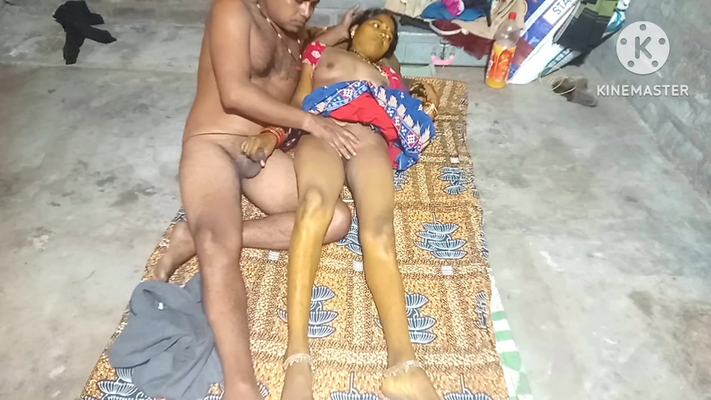 Today I invited the neighbor woman to my house, stripped her and fucked her