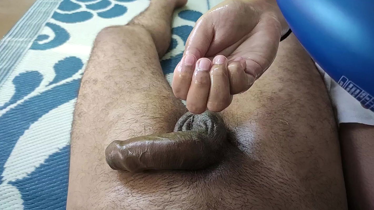 Mallu girl doing penis massage and sex with guy, Vaishnavy doing pennis massage and dominating sex on Sharun Raj, Massage sex