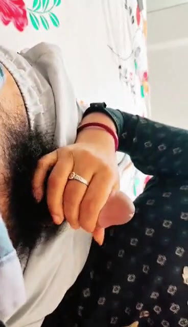 Indian milf SUPERBUSTY INDIAN MILF GETTING FUCKED AND BLOWJOB VIDEOS