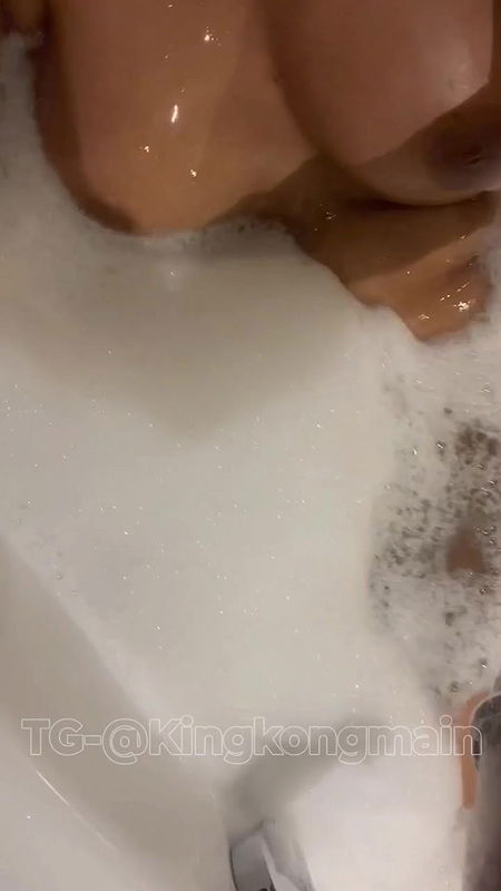 OTT Star Thea Dsuuza Full Nude Bubble Bath