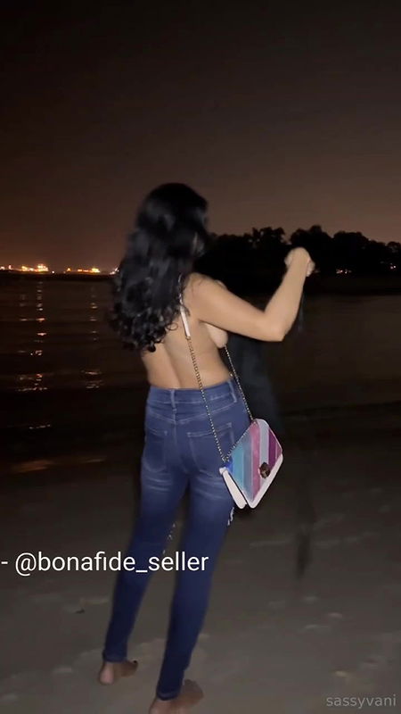 SassyVani Nude Boob Show Outdoor Dare ~ App Content