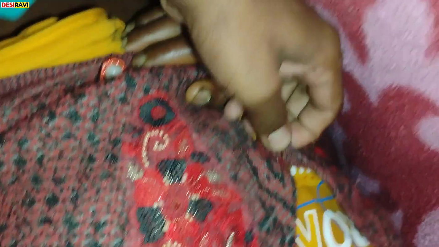 Nase Mein Desi Bhudhi Wife Ko Raat Mein Bohat Choda