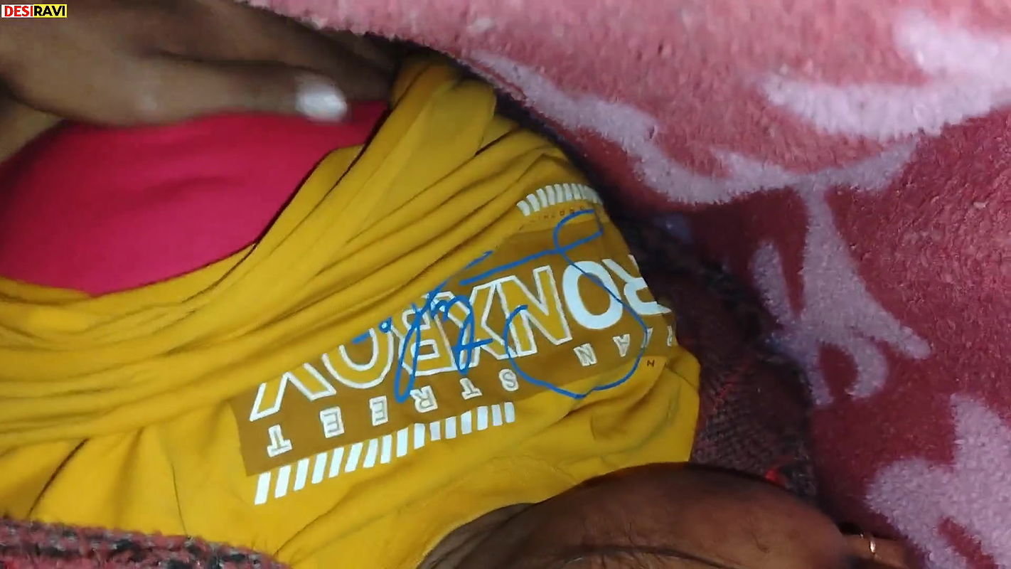 Nase Mein Desi Bhudhi Wife Ko Raat Mein Bohat Choda