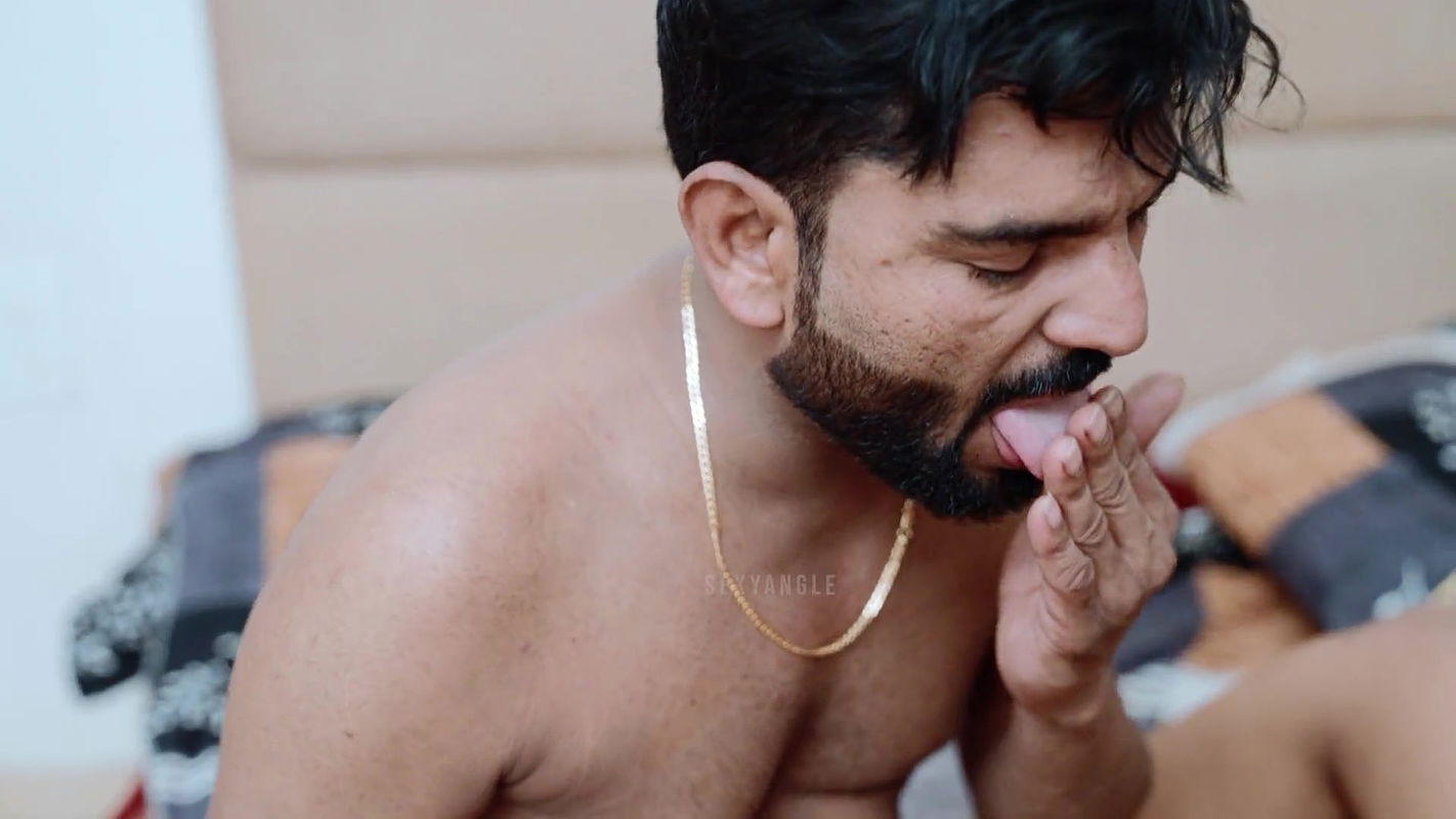 Tharki tailer and hot Tamil bhabhi sex show in hindi audio (full video )