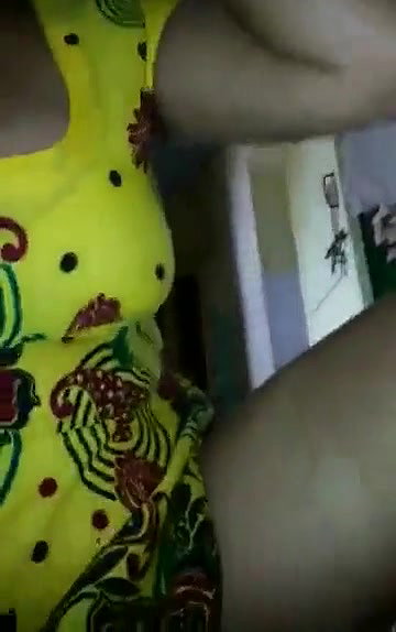 Desi wife Cheeting at Home