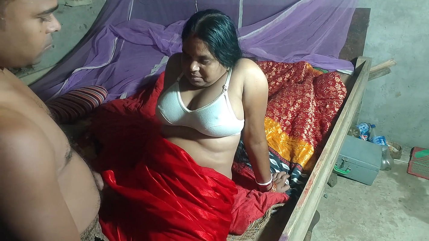 stripped and fucked the neighbor woman. India Hot coupl sax video