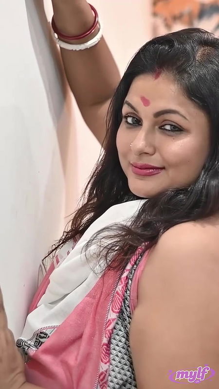 Big boobs model hot photoshot