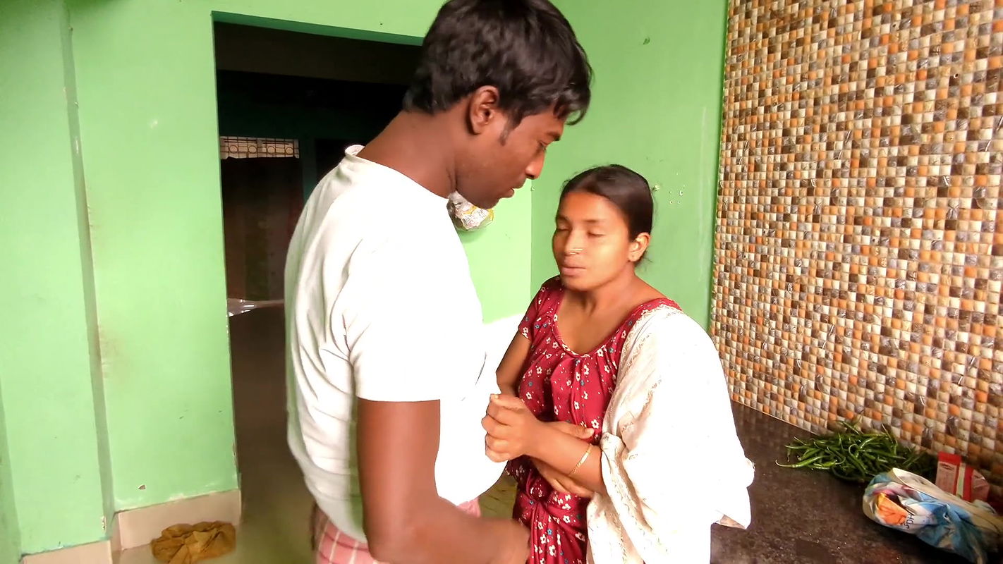 Deluwara Bhabhi Sex with his Husband