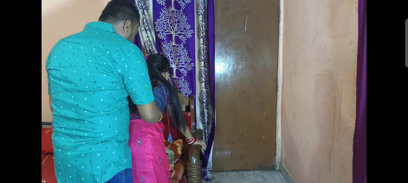 Desi Bhabhi Big boob doggy style chudai