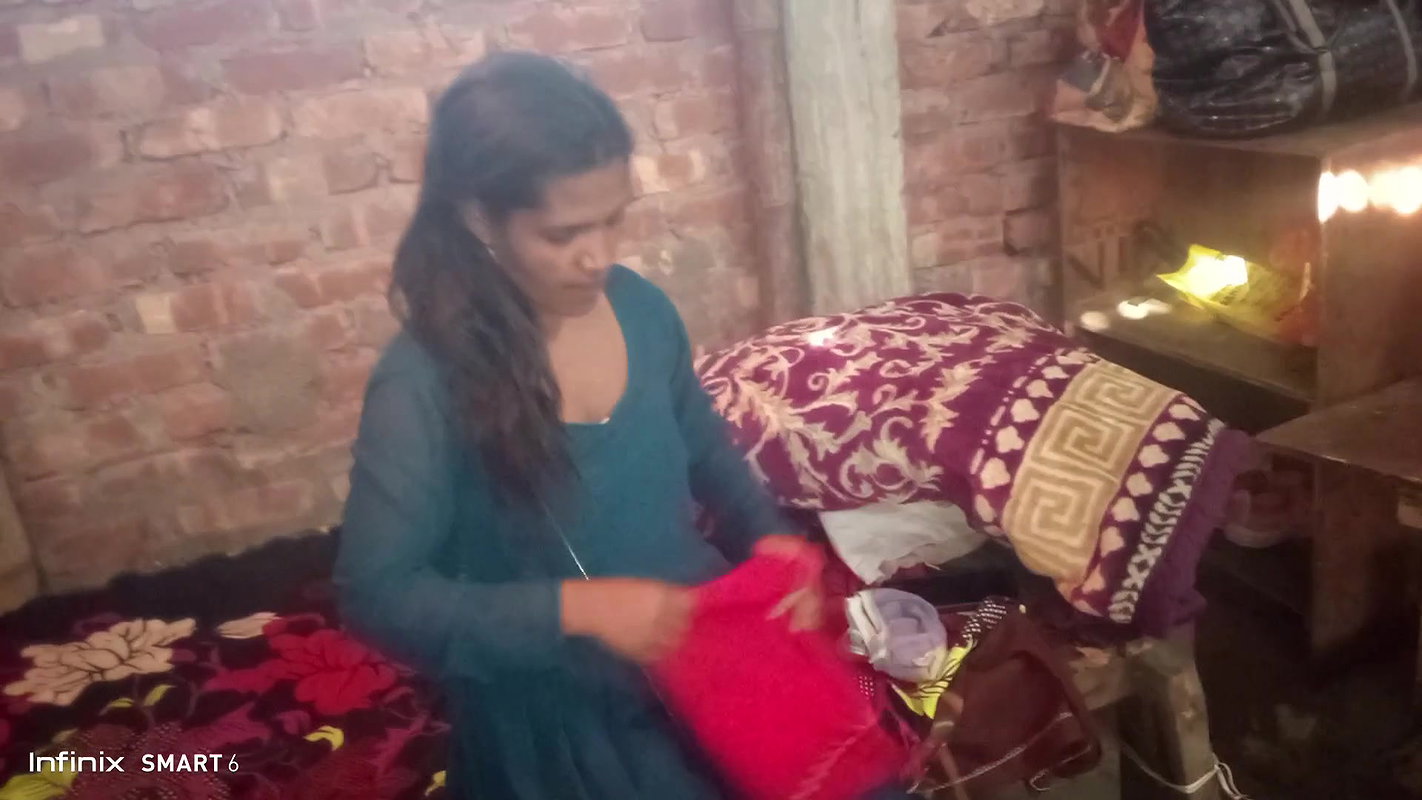 DESI HOT GIRL SEX IN HOME