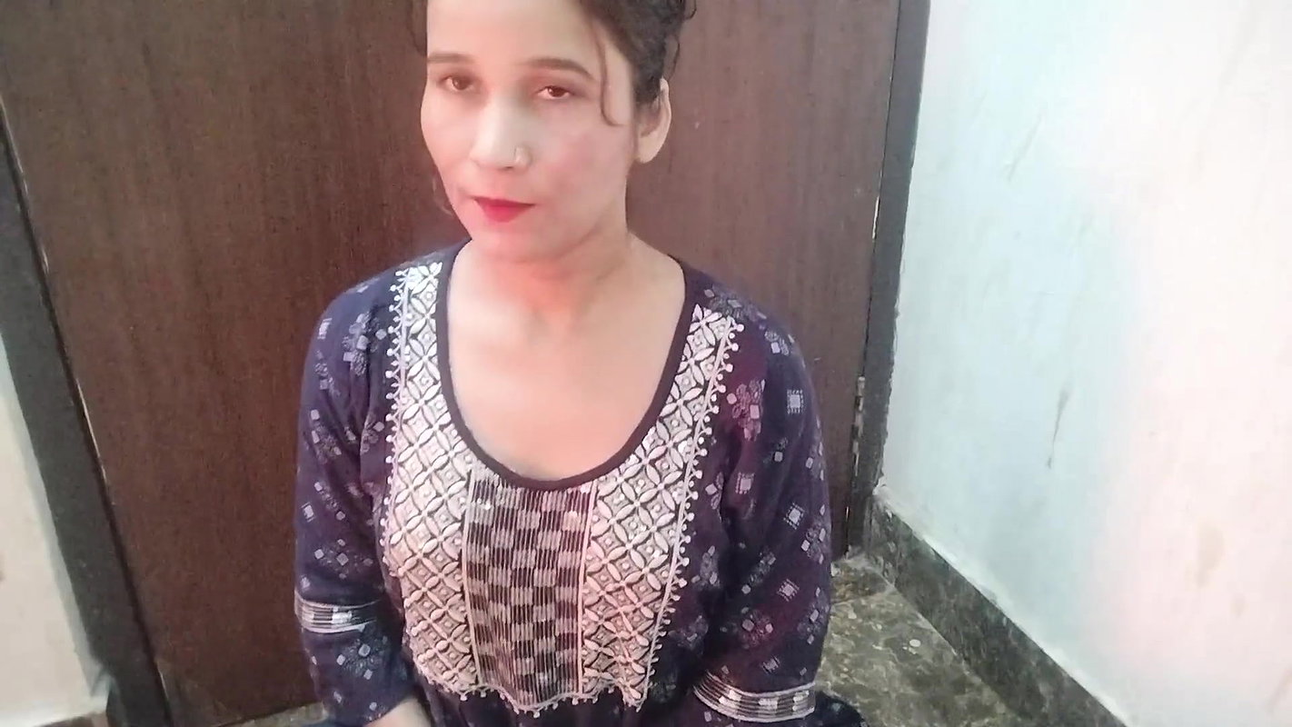 Desi madam ne apne student ko chodne ke liye bola