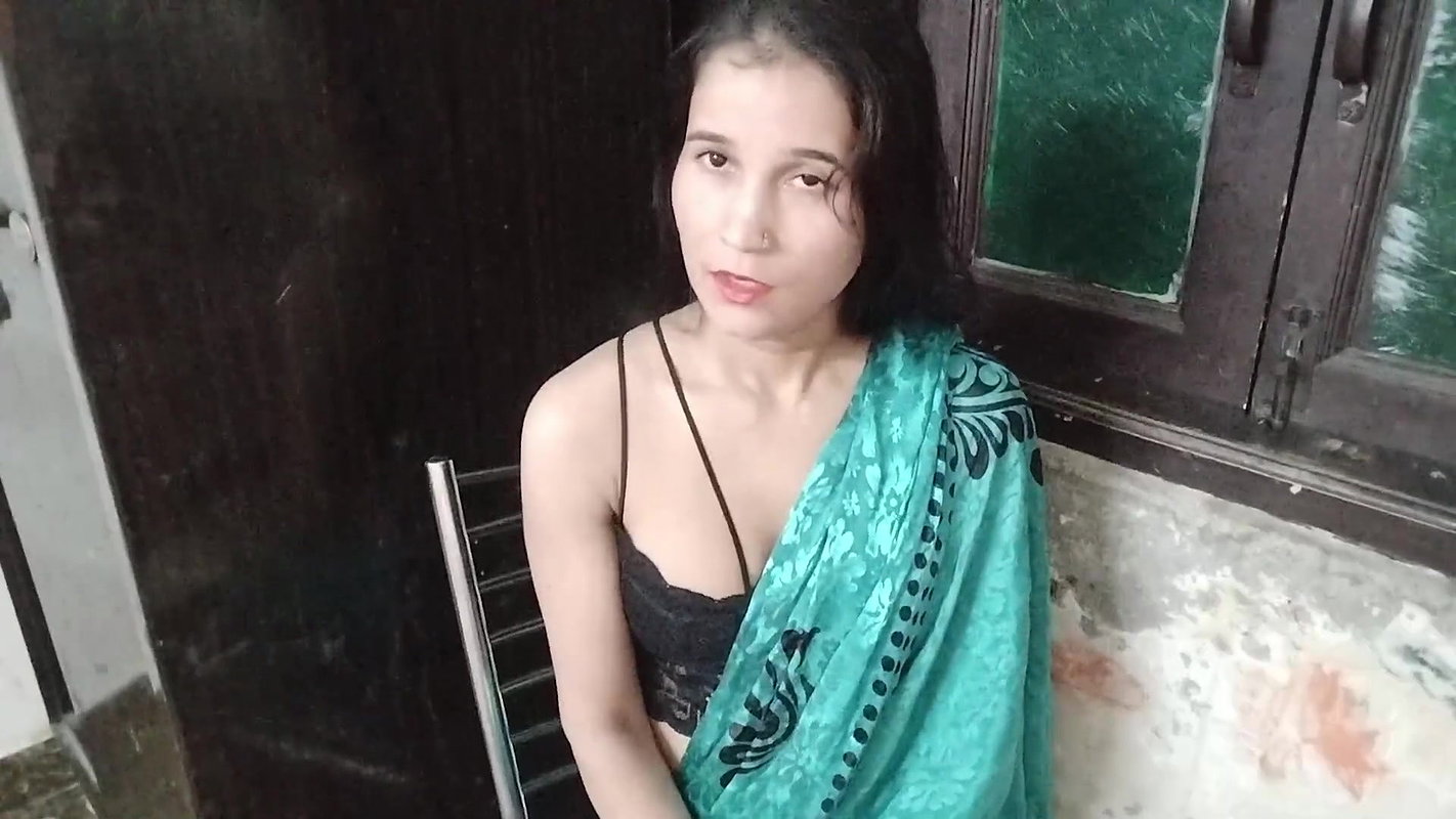 Desi teacher ko student ghur rha tha techar ne chodne ko bol diya