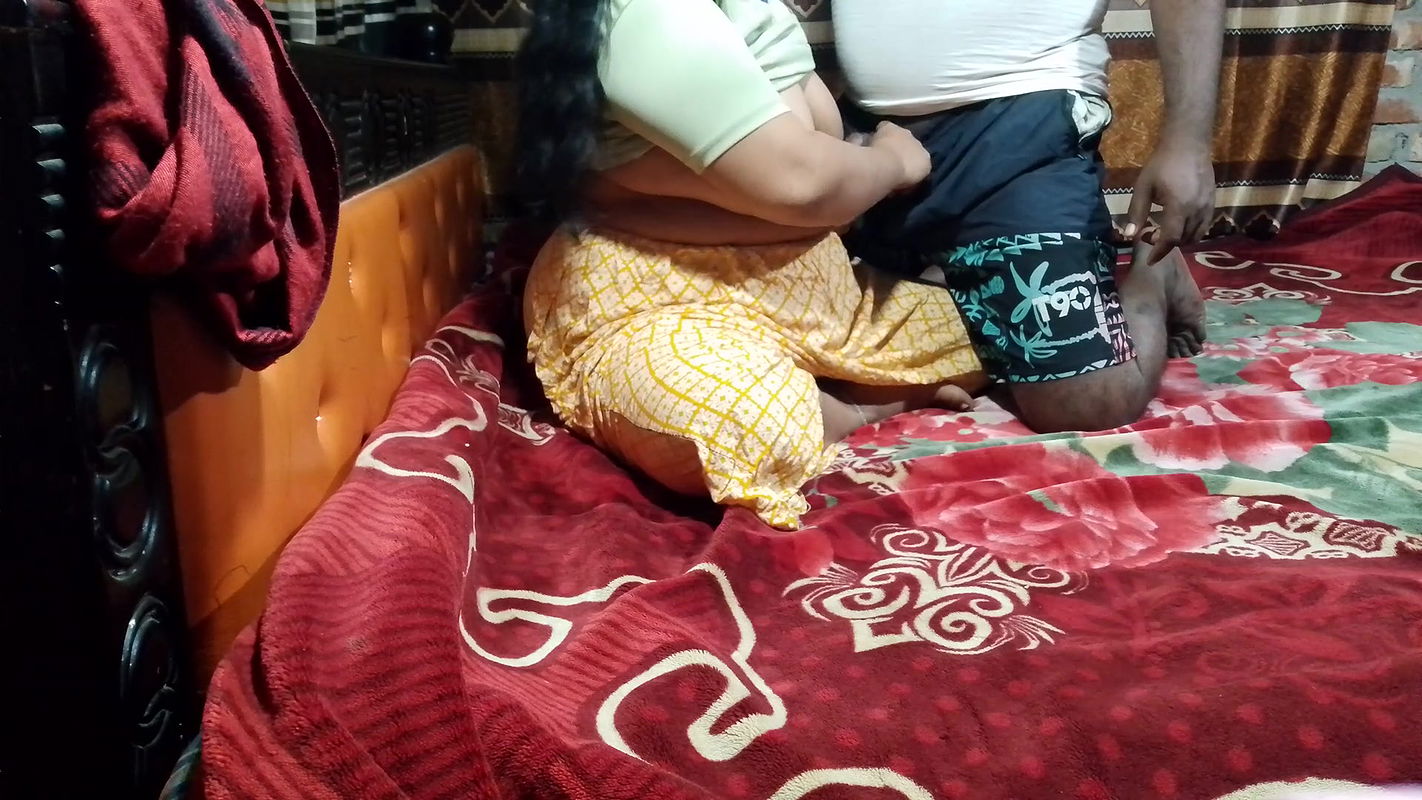 Neighbour indian bhabhi fucked with her devor