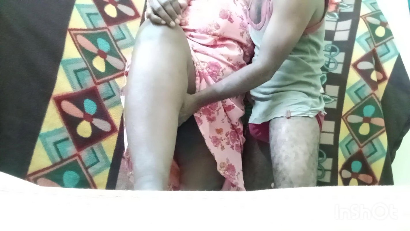 Newly married. tamil desi husband and wife having romantic sex in the morning real home made. sex