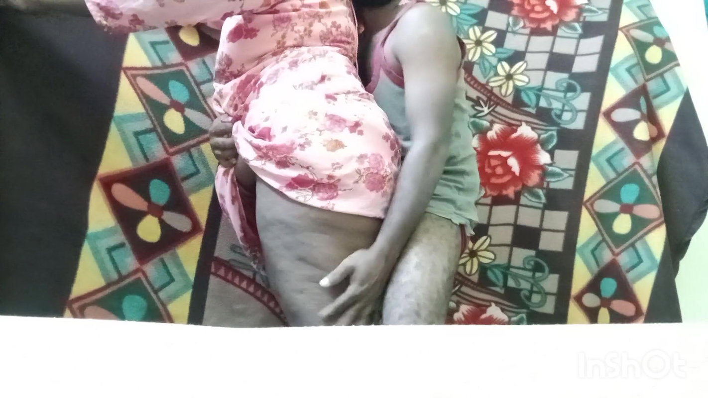 Newly married. tamil desi husband and wife having romantic sex in the morning real home made. sex