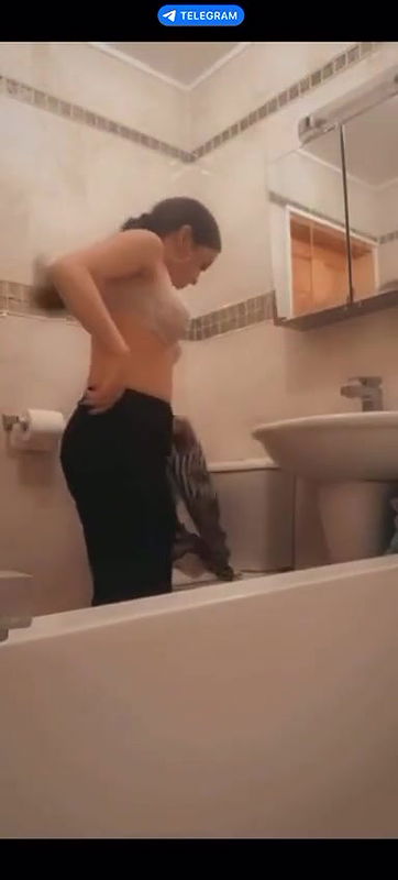 Hot paki girl removing her clothes