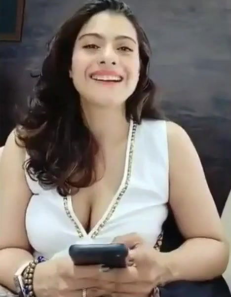 KKajol Boooooobs