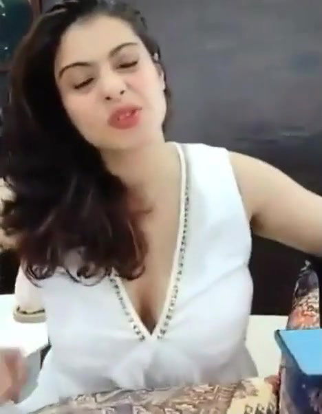 KKajol Boooooobs