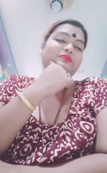 Maa chudane .. andhar daal aur shuru ka Dhabnaa