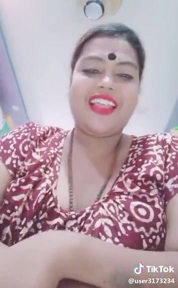Maa chudane .. andhar daal aur shuru ka Dhabnaa