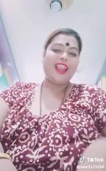 Maa chudane .. andhar daal aur shuru ka Dhabnaa