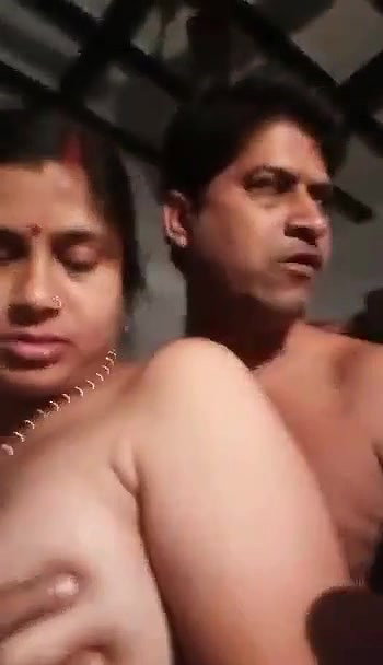 Mature Beauty Bhabhi Quikie with devr Standing hoot fuk