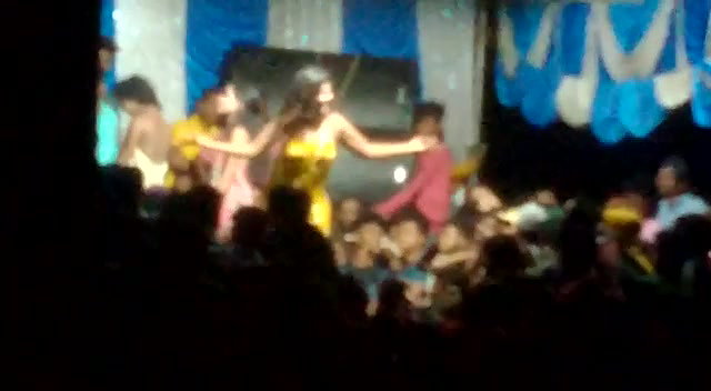 Myd nude dance perfomance 1712025-11