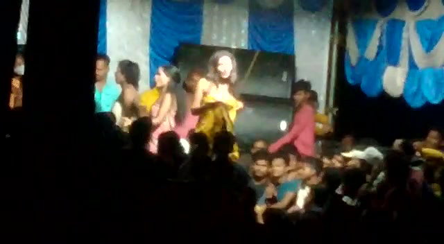 Myd nude dance perfomance 1712025-11