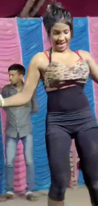 Myd nude dance perfomance 1712025-12