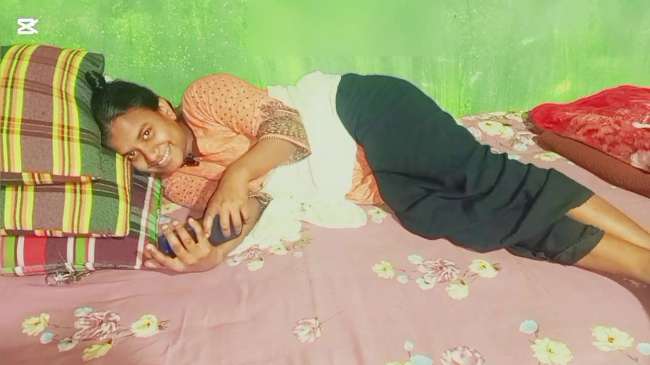 After returning home from office, I made a very beautiful movie of having sex with my wife to the rhythm of music