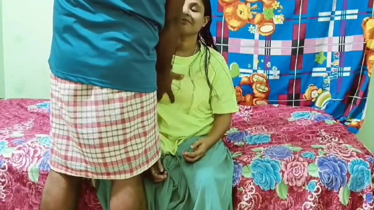 Jawan Tharki stepmother wants stepmother’s little son’s and both of them are watching Panu