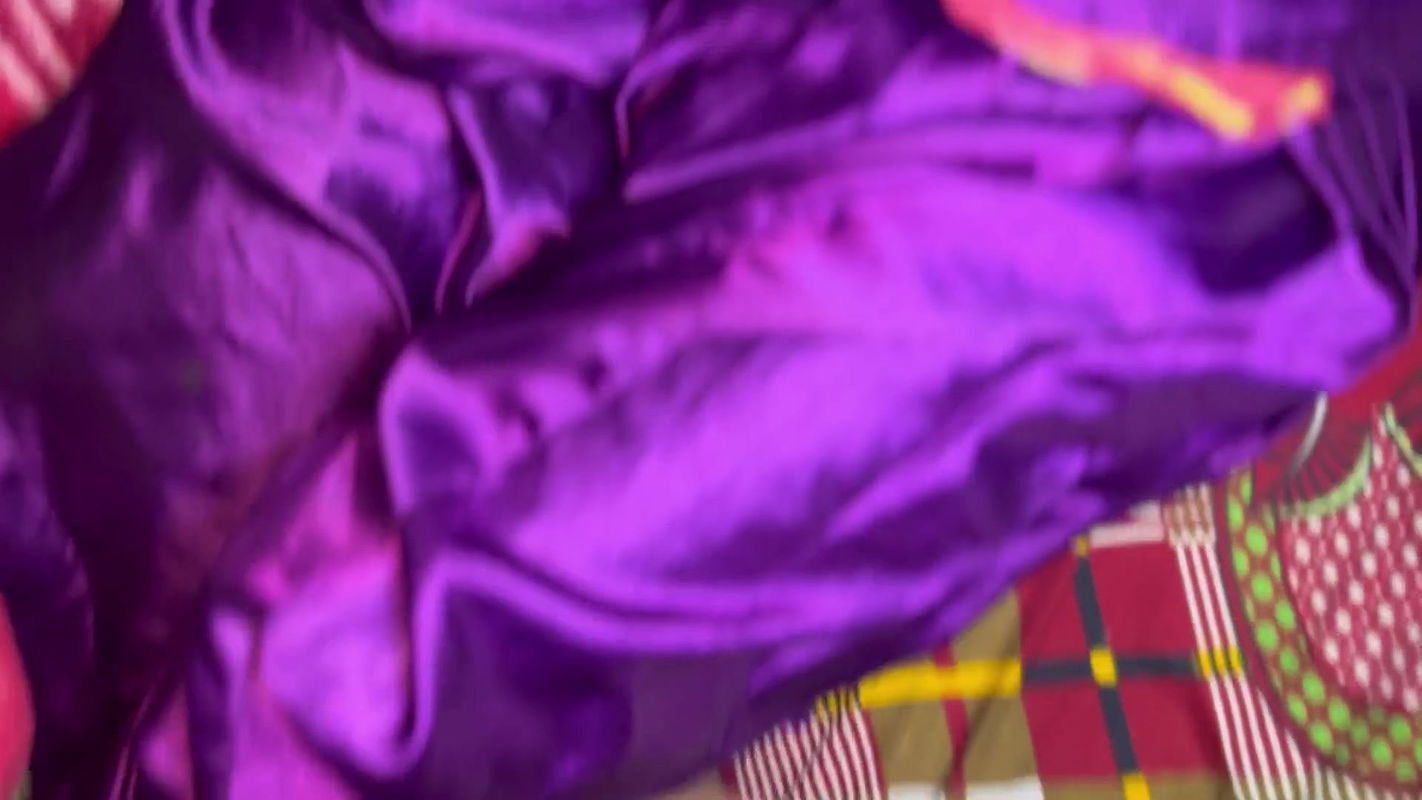 Desi bhabhi muth markar lund liya chut me