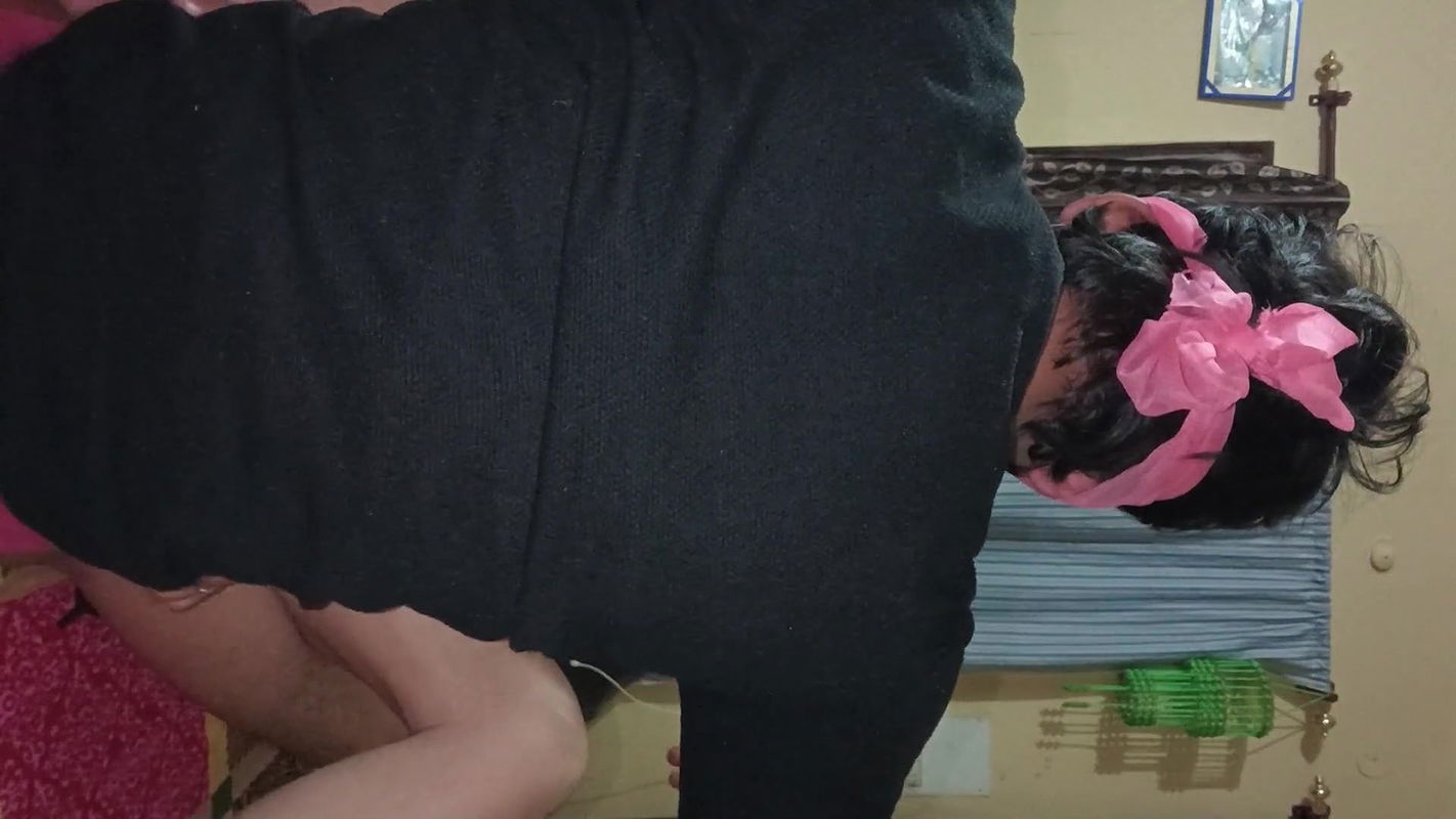 Desi cheating bhabhi sucking big cock of her lover and milking boobs part 3