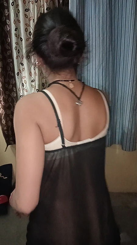 Fucking Desi Indian bhabhi in sexy lingerie riding hot and cum in ass