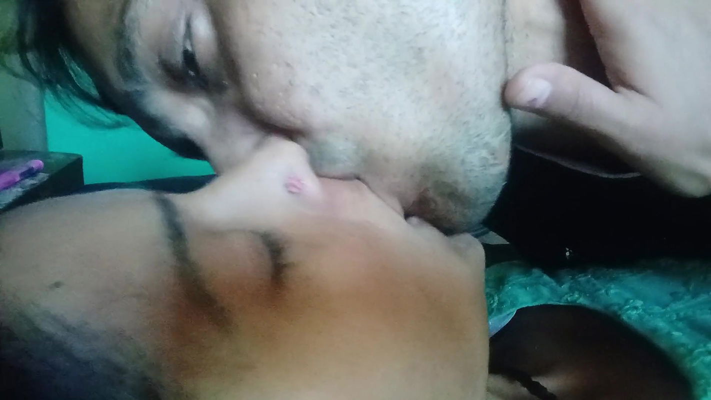 Horny girlfriend kissing so lovely with boyfriend and sucking boobs