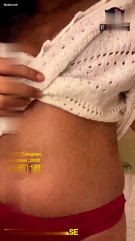 Desi hot model mira sexy boobs part 1