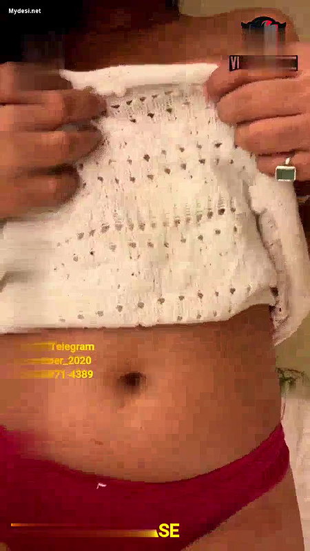 Desi hot model mira sexy boobs part 1