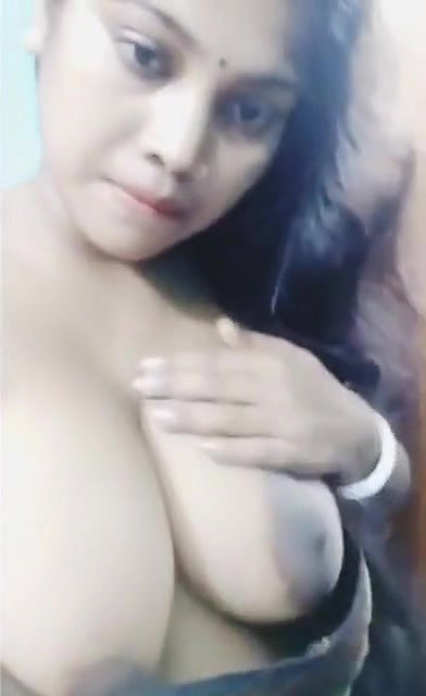 Waaaah Sooo cutee Beauty horny aunty