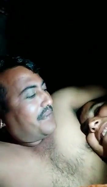 waaah bngle Beauty Aunt with Uncle