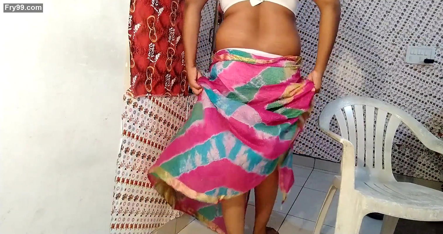 n Desi Wife Caught Masturbating Her Wet Pussy On Webcam