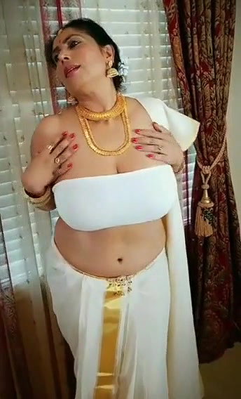 Waaah Desi Shooot nipples