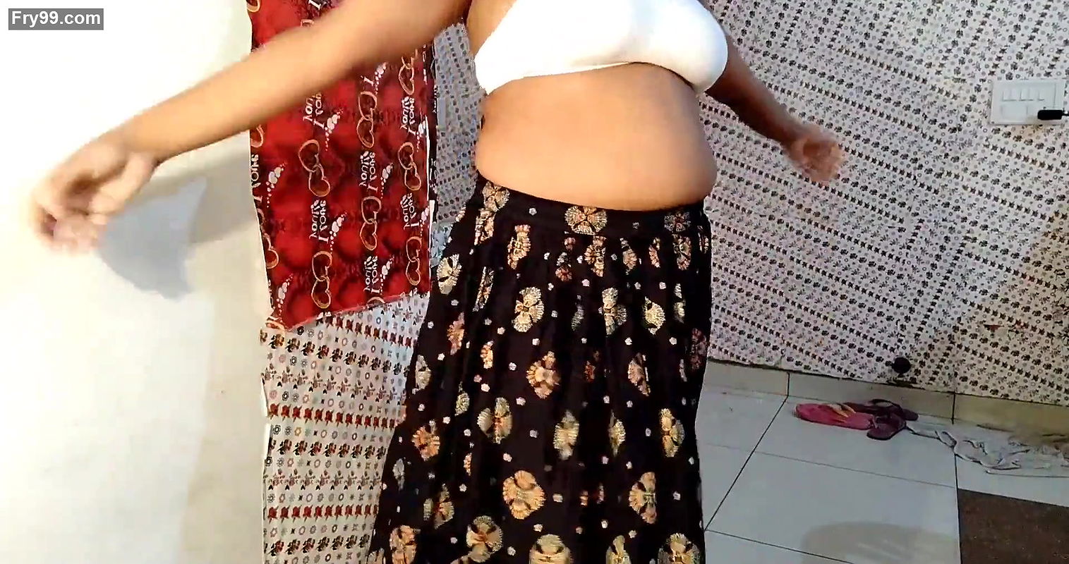 tani Girl Striptease Nude Mujra
